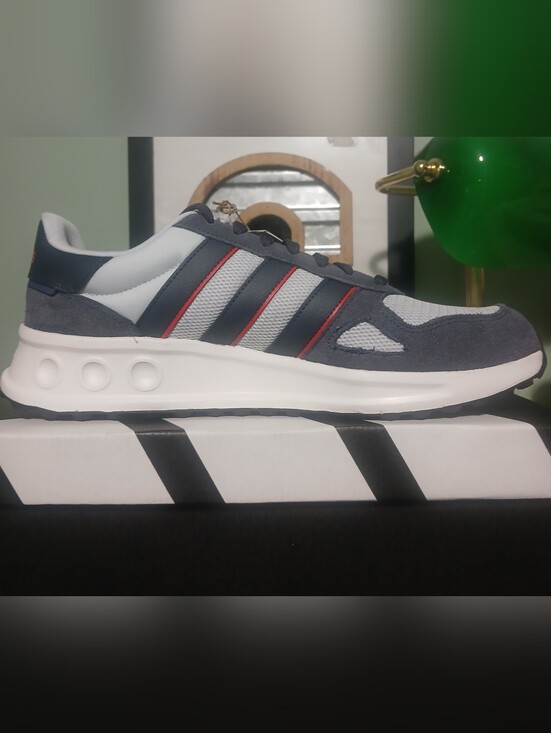 NIB Adidas Run 84 Running Shoes main image 4